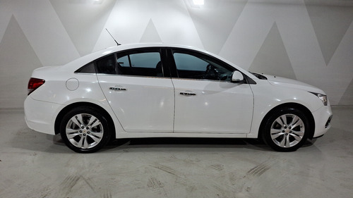 Chevrolet Cruze 1.4 LT J TURBO MT