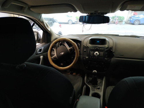 Ford Ranger 2.5 XLT 4x4 Doble Cabina, gasolina