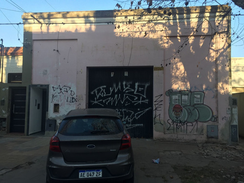 Imagen 7 de 8 de Galpón En Venta En Av. 60 Entre 20 Y 21