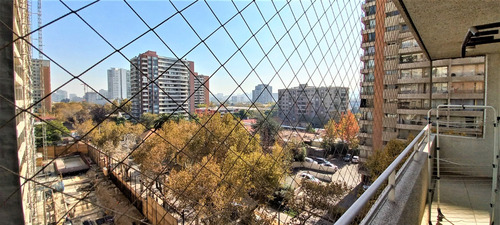 Amplios Espacios Y Luminoso
