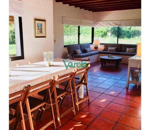 Imagen 8 de 12 de Casa De 4 Dormitorios En Punta Colorada - Piriápolis Punta Colorada