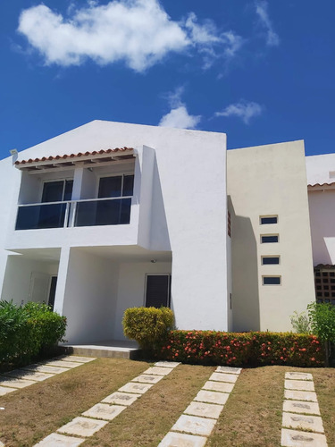 Townhouse En Venta Isla De Margarita Vzla 