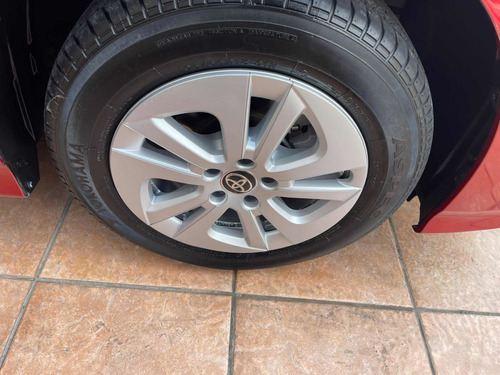 Imagen 4 de 15 de Toyota Prius 2017 1.8 Premium Cvt