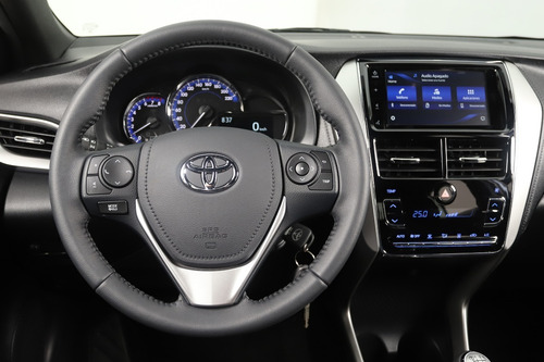 Imagen 12 de 15 de Toyota Yaris 1.5 Xls Mt 5p 2022 0km
