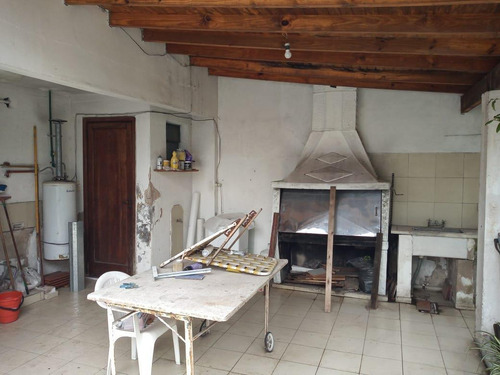 Imagen 18 de 18 de Casa Con Deptos. - Villa Sarmiento