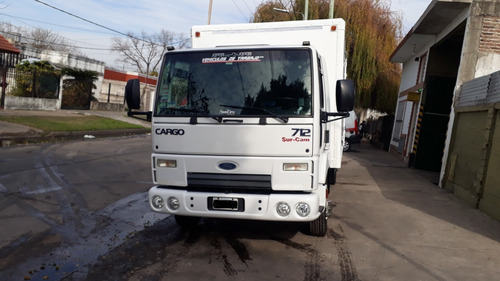 Ford Cargo 712 Semitermico