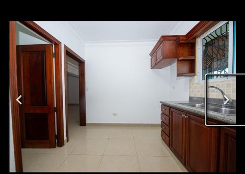 Alquiló Apartamento En Bella Vista Consta De 3 Habitaciones