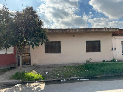 Casa En Venta En Gonzalez Catan