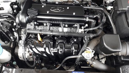 Imagem 10 de 10 de Hyundai Hb20 S1.6 Confort Plus Flex 5p 2019 49.750km Branco