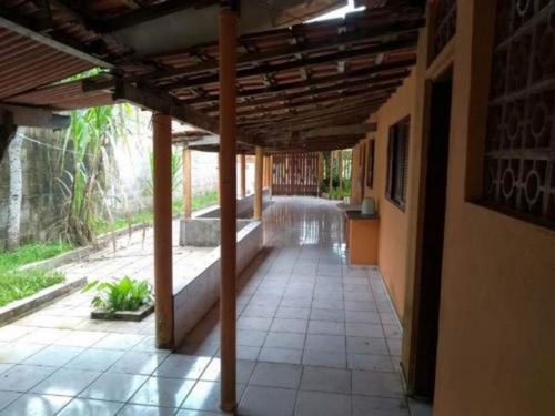 Imagem 5 de 13 de Vendo Excelente Casa Lado Praia E Com Quintal Em Itanhaém Sp