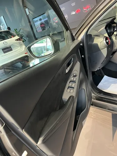 Mazda 2 Carbon Edition 2.0l