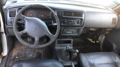 Sucata Mitsubishi L200 2.5 Gl Manual 4x4 2007
