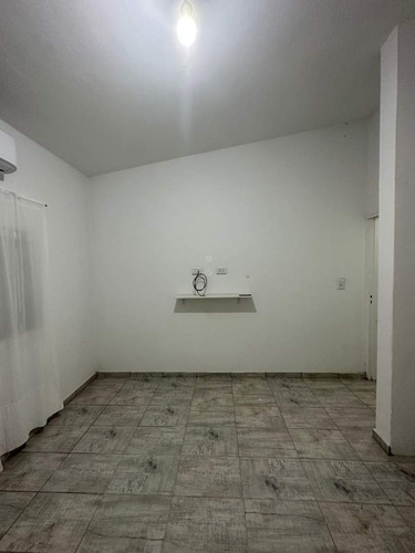 Dueño Vende Casa Excelente Ubicacion 1 Dor