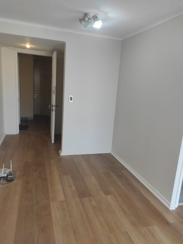 Se Arrienda Soleado Departamento En Sector Exclusivo