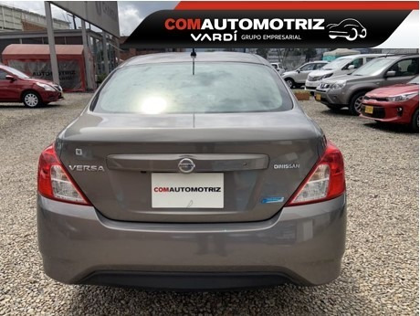Nissan Versa Advance Id 39413 Modelo 2017