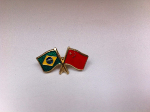 Pins Da Bandeira Do Brasil X China