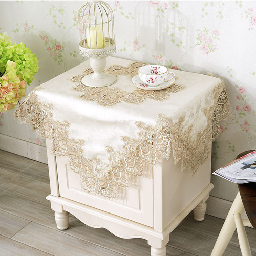 Mantel Redondo Rectangular Jacquard Lace