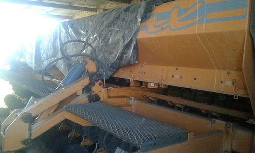 Agrometal 33 A 21 Con Tolva Dual