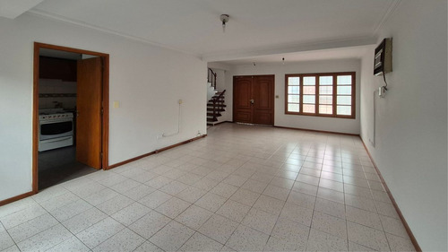 Excelente Casa En Venta En Godoy Cruz