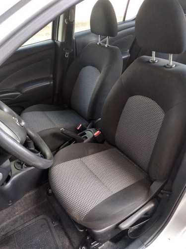 Nissan Versa 2017 1.0 12v S 4p
