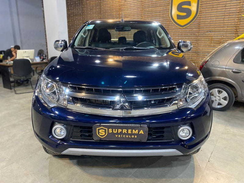 Imagem 3 de 11 de Mitsubishi Triton 2.4 16v Turbo Diesel Sport Hpe Top 4p 4x4