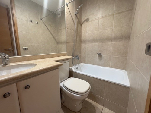 Departamento En Venta De 4 Dorm. En Vitacura