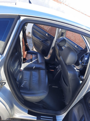 Imagem 9 de 10 de Volkswagen Passat 2003 1.8 Turbo 4p Automática