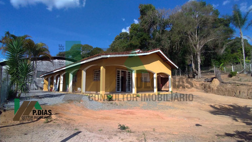 Imagem 1 de 6 de Chácara Muito Bem Localizada, Ideal Para Quem Busca Tranqüilidade Na Região Do Circuito Das Águas. - Ch0280