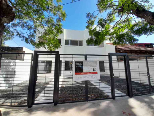 Duplex En Venta En Castelar Sur