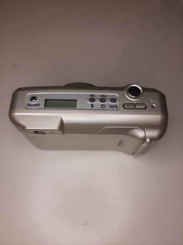 Camara Analogica Minolta Zoom 110 Date Plateado (Usado)