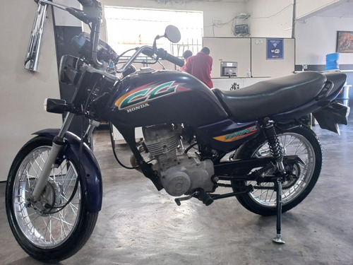 Imagem 2 de 3 de Honda 1999/2000