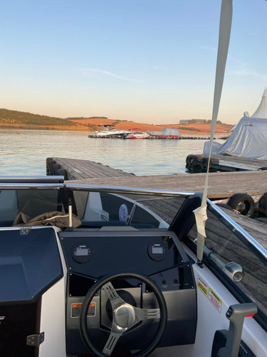 Ventura 195 Crossover 2022 Com 20 Horas De Uso