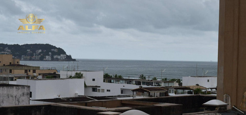 Imagem 3 de 25 de Linda Cobertura Tríplex Na Praia Da Enseada - Lazer - 250 Metros Da Praia - 3 Vagas De Garagem - 200 M² De Área Útil . - Co0029