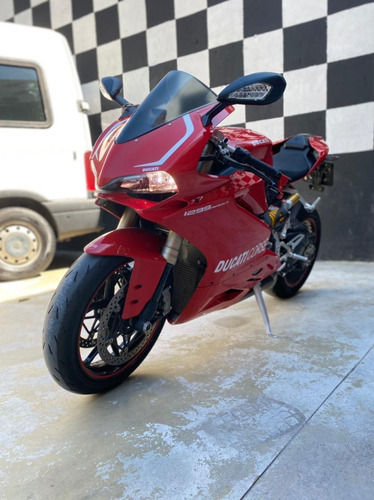 Imagem 3 de 12 de Ducati 1299 Panigale