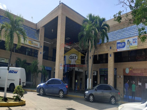 Local En Venta En San Diego, De 2 Niveles 99mts, Plena Av Don Julio Centeno. Lm