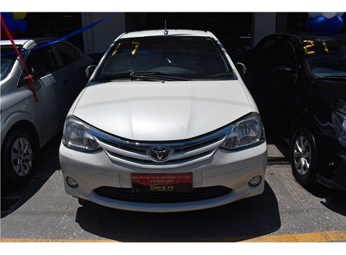 Imagem 3 de 14 de Toyota Etios 1.5 Xls Sedan 16v Flex 4p Automático