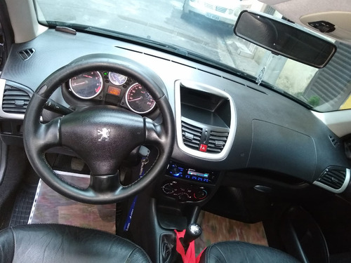 Peugeot 207 1.4 Xr Flex 3p