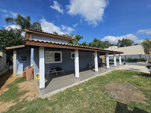Chácara Em Fase Final De Acabamento