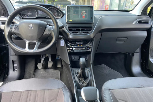 Peugeot 2008 1.6 Feline