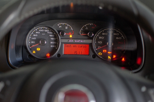 Imagen 18 de 21 de Fiat Palio Weekend Weekend Adventure 1.6 Nafta Pli Nv