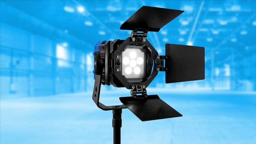Iluminador Zaila Daylight Nila