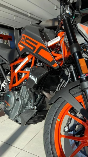Imagen 5 de 25 de Ktm 250 Duke Pregunta Valor En $ - Tomamos Usados