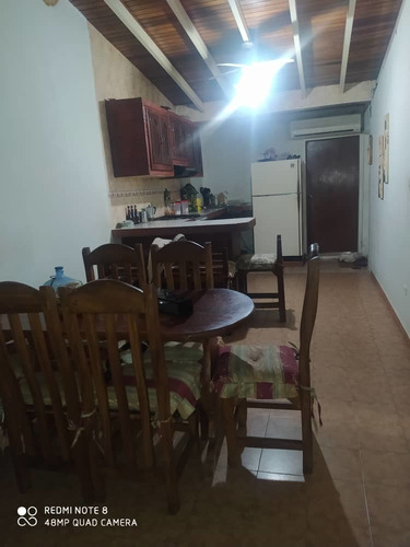Imagen 2 de 11 de Casa Prados De La Encrucijada 04166467687 Am