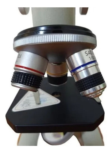 Microscopio Optico Biologico Con Accesorios Blanco