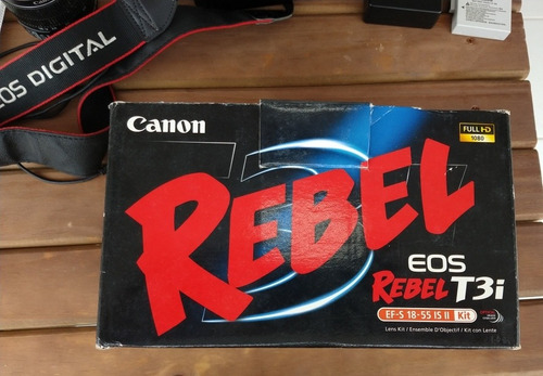 Cannon T3i Eos Rebel - Dslr