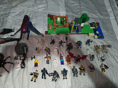 Múltiples Piezas De Lego, Mega Block, No Traen Instructivo 600 Halo (Usado)