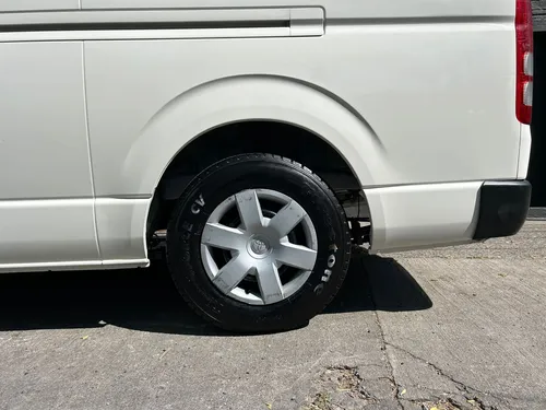Toyota Hiace Panel Super Larga