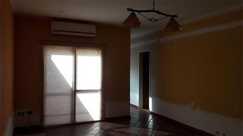 Casa En Venta En Calle 505 Entre 7 Y 8, Ringuelet.