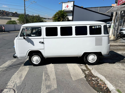 Volkswagen Kombi 1.6 MI STD 8V