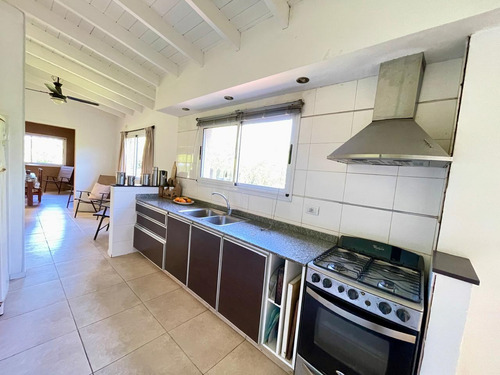 Casa En Venta 1 Planta 3dormi Escritorio Pileta Teresa Villanueva Zona Norte